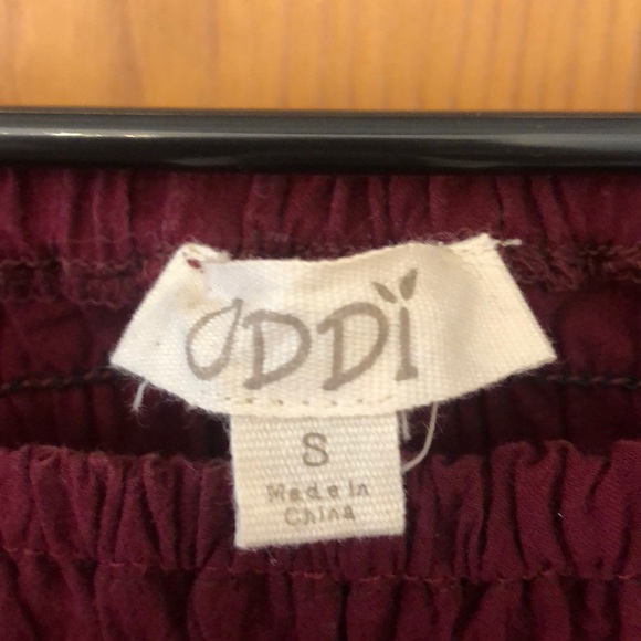 Off Shoulder Wine Smock Top - Picture 5 of 8